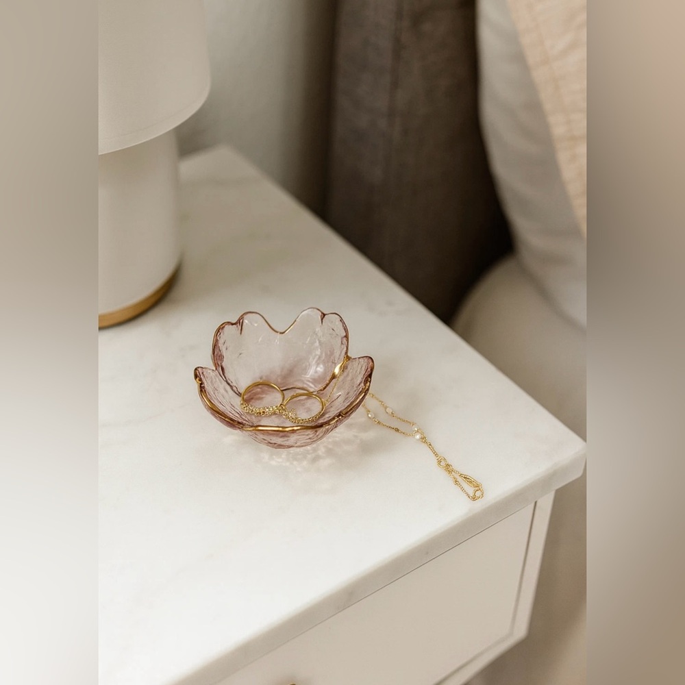 Pink Glass Flower Ring Dish Gold Rim Jewelry Trinket Bowl Vanity Decor NEW